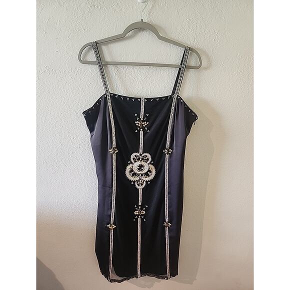 White House Black Market Dresses & Skirts - White House Black Market Beaded Sequin Sleeveless Sheath Size 14 Lined Cocktail